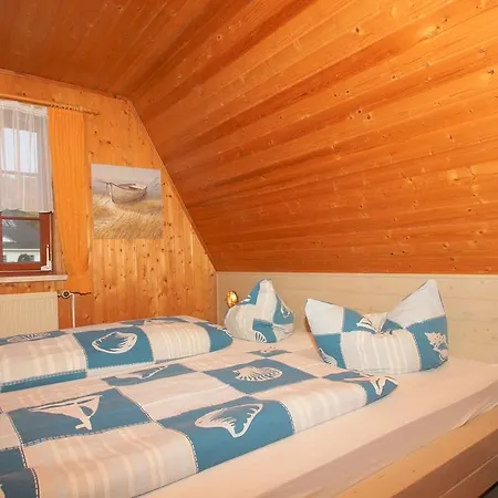 Ferienwohnung Unter Reet Ostseebad Goehren Appartamento *