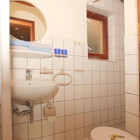 Ferienwohnung Unter Reet Ostseebad Goehren